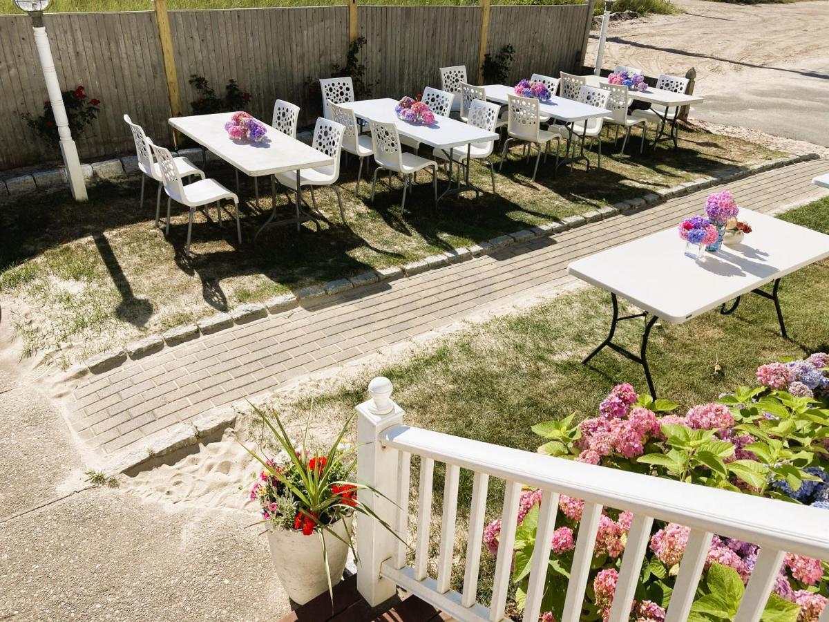 By The Sea Guests Bed & Breakfast And Suites Dennisport Exterior foto